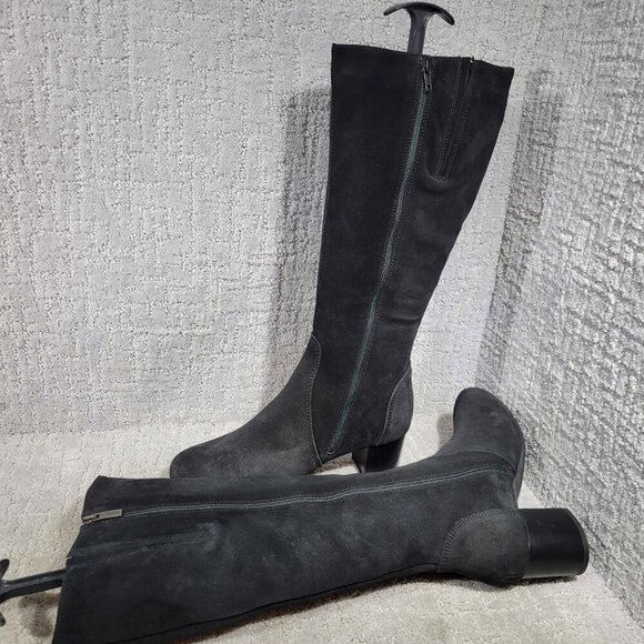 La Canadienne Jennifer Women's Size 8.5 WW US Black Suede Zipper Knee-High Boots - Picture 6 of 12